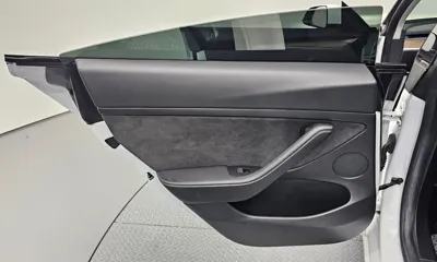 Tesla Model 3 2022, 57902 км, за 23387.63 USD - фото 25