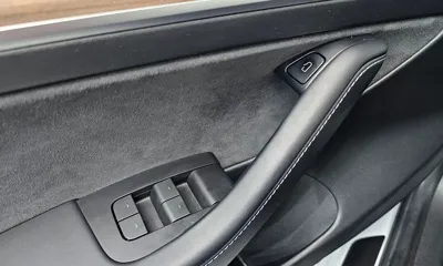 Tesla Model 3 2022, 57902 км, за 23387.63 USD - фото 28