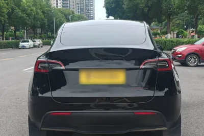 Tesla Model Y 2022, 66800 км, за 26946 USD - фото 18