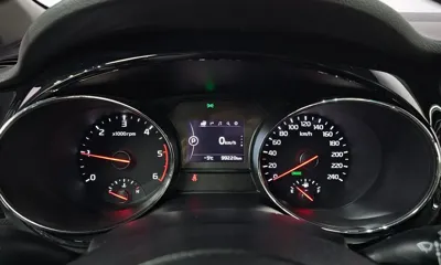 Kia Canival 2018, 99220 км, за 9933.77 USD - фото 8