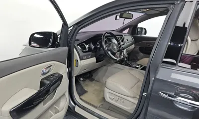 Kia Canival 2018, 99220 км, за 9933.77 USD - фото 10