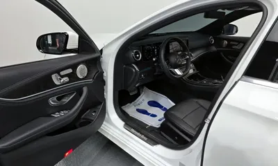 Mercedes-Benz E-Class 2023, 30395 км, за 38258.25 USD - фото 10
