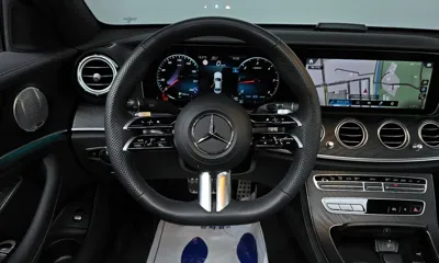 Mercedes-Benz E-Class 2023, 30395 км, за 38258.25 USD - фото 13