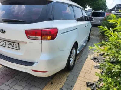 Kia Canival 2017, 182336 км, за 4594.98 USD