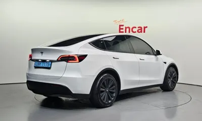 Tesla Model Y 2024, 41714 км, за 26250.49 USD