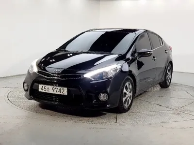 Kia K3 · 2015 год