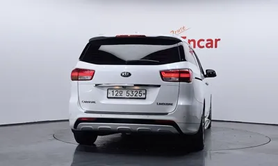 Kia Canival 2016, 117909 км, за 9006.62 USD