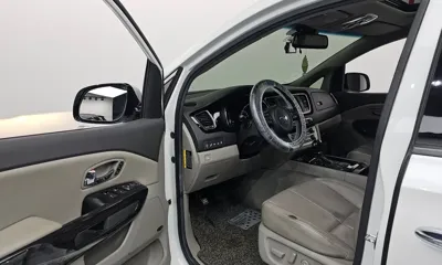 Kia Canival 2016, 117909 км, за 9006.62 USD - фото 10