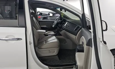 Kia Canival 2016, 117909 км, за 9006.62 USD - фото 11
