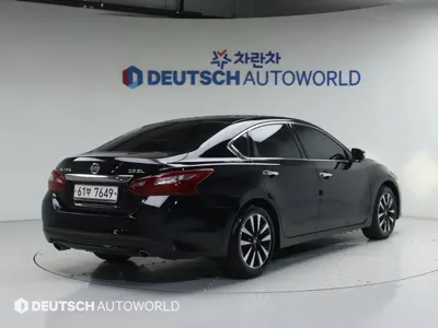 Nissan Altima 2018, 83000 км, за 4923.2 USD