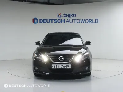 Nissan Altima 2018, 83000 км, за 4923.2 USD