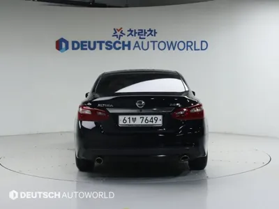 Nissan Altima 2018, 83000 км, за 4923.2 USD