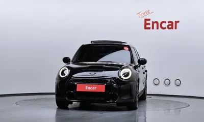 MINI Cooper 2024, 11760 км, за 17226.8 USD