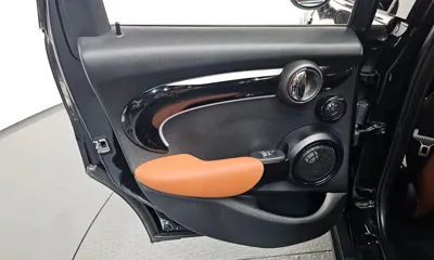 MINI Cooper 2024, 11760 км, за 17226.8 USD - фото 25