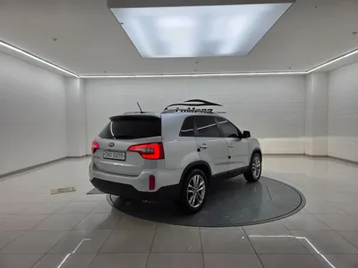 Kia Sorento 2014, 107277 км, за 5616.12 USD