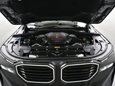 BMW XM 2026, 7566 км, за 109623.21 USD - фото 8