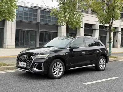 Audi Q5L · 2021 год