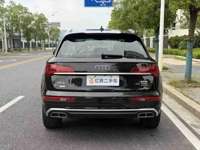 Audi Q5L 2021, 40199 км, за 23248.52 USD