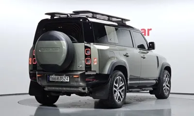 Land Rover Defender 2023, 19856 км, за 64658 USD
