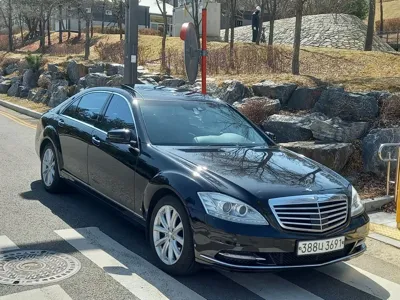 Mercedes-Benz S-Class 2010, 305000 км, за 3125.61 USD