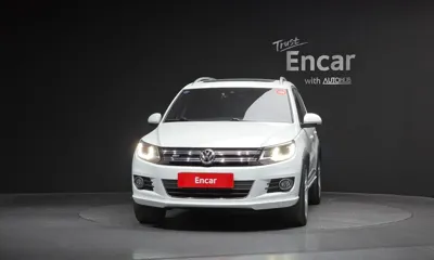 Volkswagen Tiguan 2016, 87657 км, за 7549.66 USD