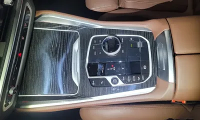 BMW X6 2024, 27300 км, за 61704.08 USD - фото 9