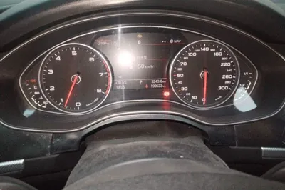 Audi A6L 2014, 190500 км, за 9065 USD - фото 11