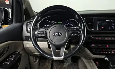 Kia Canival 2019, 107623 км, за 10175.09 USD - фото 13