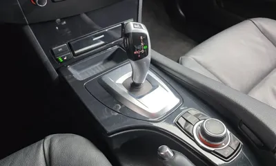 BMW 5-Series 2009, 153192 км, за 3105.38 USD - фото 9