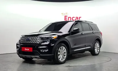 Ford Explorer · 2022 год