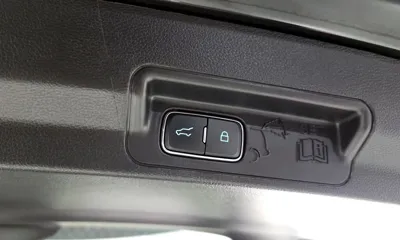 Ford Explorer 2022, 130405 км, за 17395.3 USD - фото 20