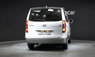 Hyundai Starex 2015, 143314 км, за 7932.32 USD