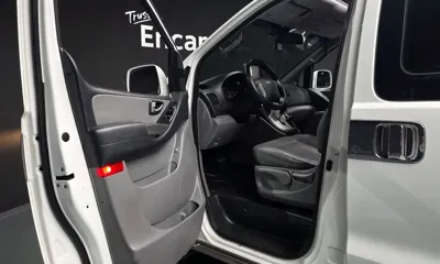 Hyundai Starex 2015, 143314 км, за 7932.32 USD - фото 10