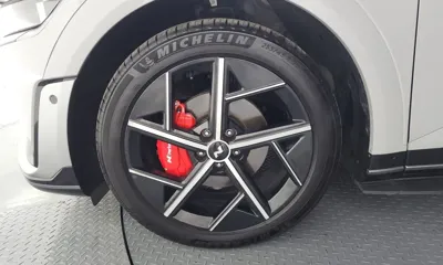 Hyundai Ioniq5 2025, 22560 км, за 29703 USD