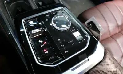 BMW 7-Series 2023, 85914 км, за 65046.9 USD - фото 34