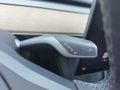 Tesla Model Y 2022, 44500 км, за 22836.52 USD - фото 14