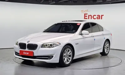 BMW 5-Series · 2012 год