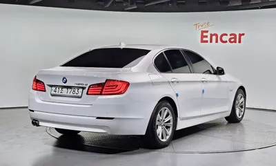 BMW 5-Series 2012, 168488 км, за 2931.6 USD