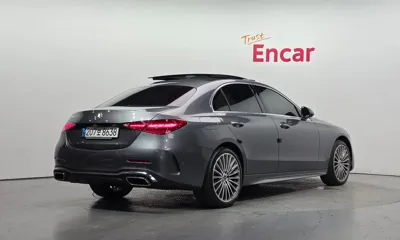Mercedes-Benz C-Class 2022, 65421 км, за 28160.69 USD