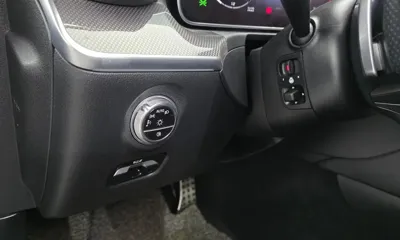 Mercedes-Benz C-Class 2022, 65421 км, за 27935.13 USD - фото 20