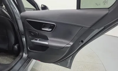 Mercedes-Benz C-Class 2022, 65421 км, за 27935.13 USD - фото 25