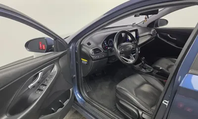 Hyundai i30 2018, 137524 км, за 5842.2 USD - фото 10