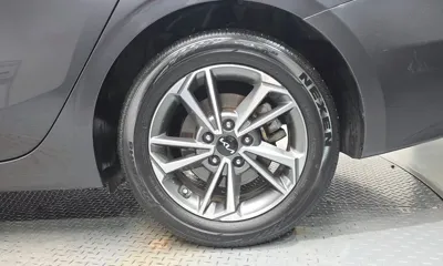 Kia K3 2023, 95340 км, за 10093.11 USD - фото 21