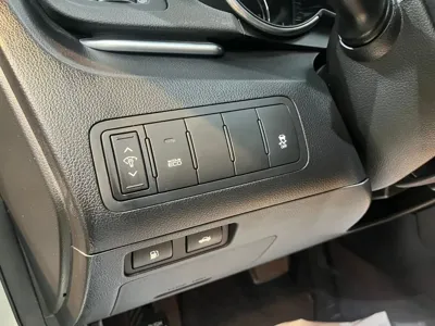 Kia K7 2012, 165992 км, за 2210.23 USD - фото 10