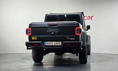 Jeep Gladiator 2020, 43801 км, за 27419.88 USD