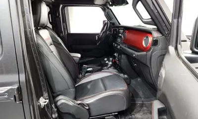 Jeep Gladiator 2020, 43801 км, за 27419.88 USD - фото 11
