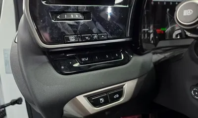 Lexus RX 2025, 9320 км, за 68958.75 USD - фото 19