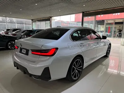 BMW 3 Series 2023, 30000 км, за 31948.66 USD