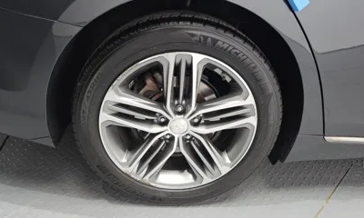 Hyundai Grandeur 2018, 94812 км, за 10336.08 USD