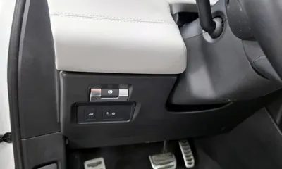 Land Rover Range Rover Evoque 2020, 69482 км, за 16511.73 USD - фото 16